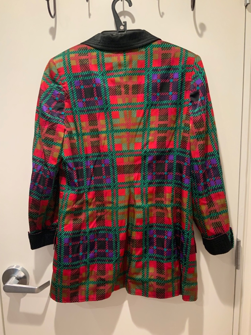 Woman's jacket - Picture 6 of 6